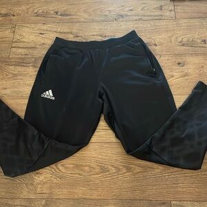 Men’s Climawarm internal fleece Adidas trainers